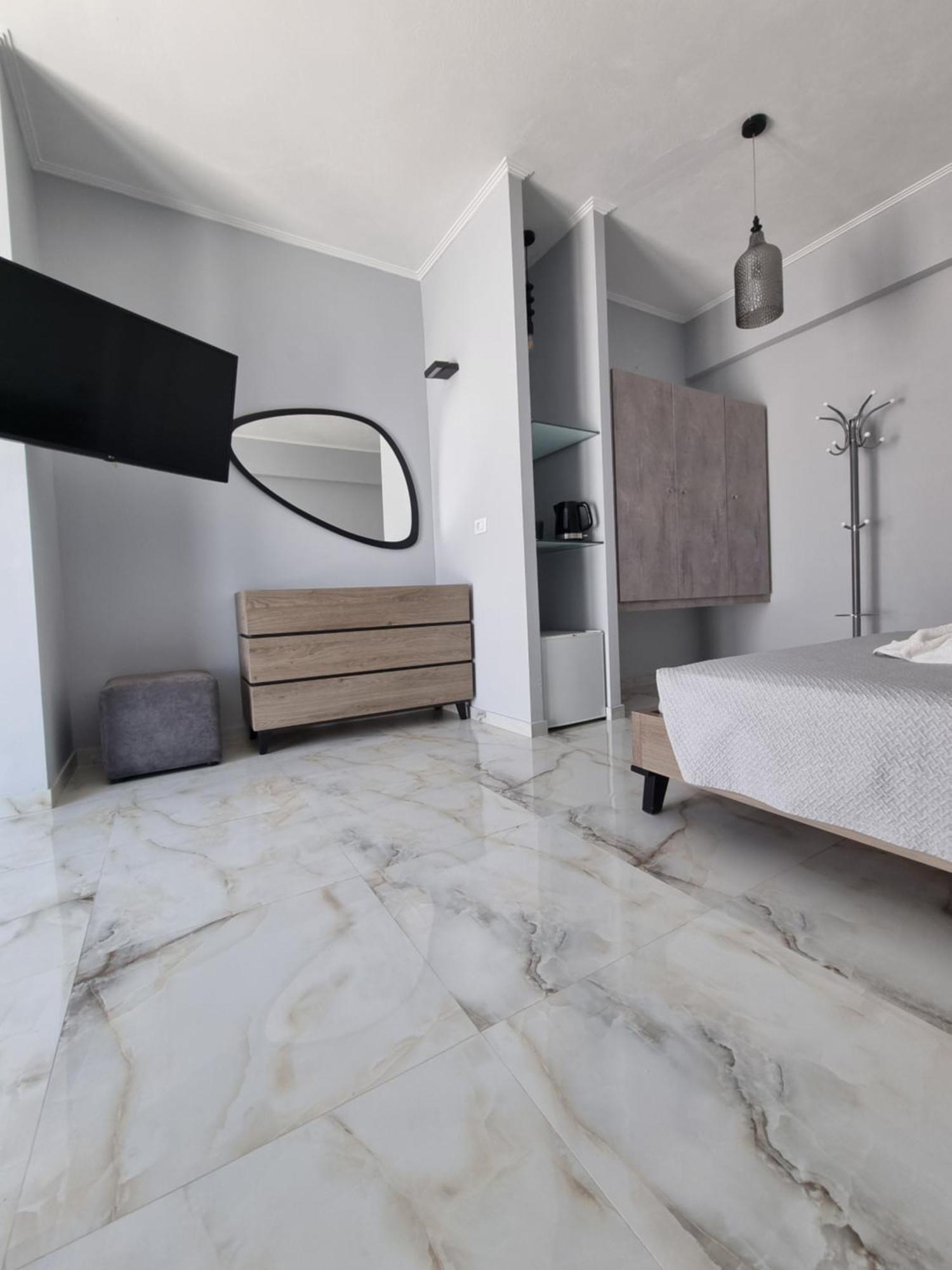 קפלוס Eleni Hotel מראה חיצוני תמונה