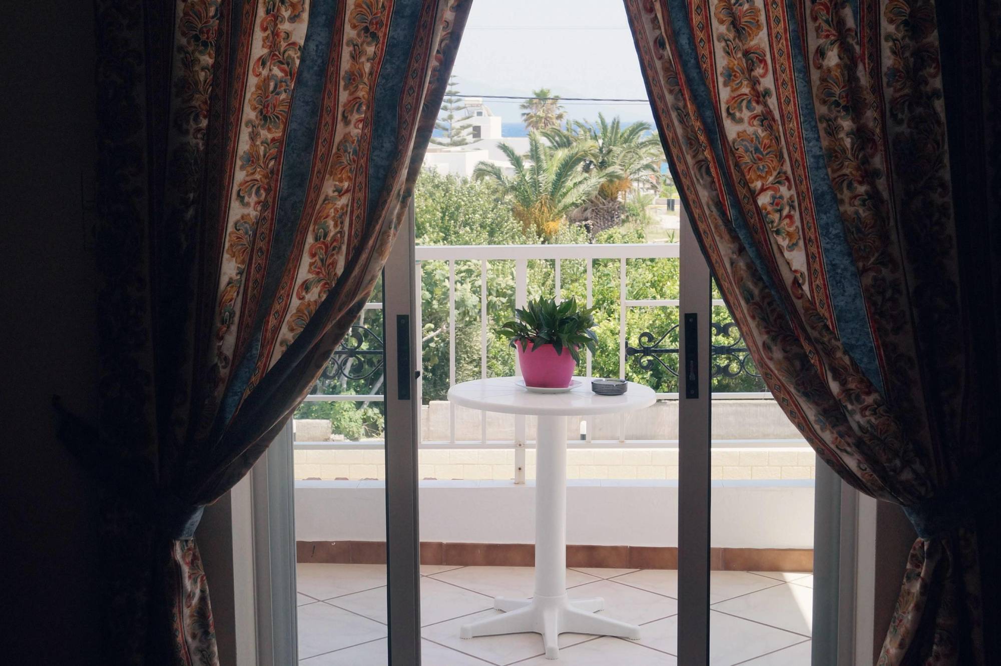 קפלוס Eleni Hotel מראה חיצוני תמונה