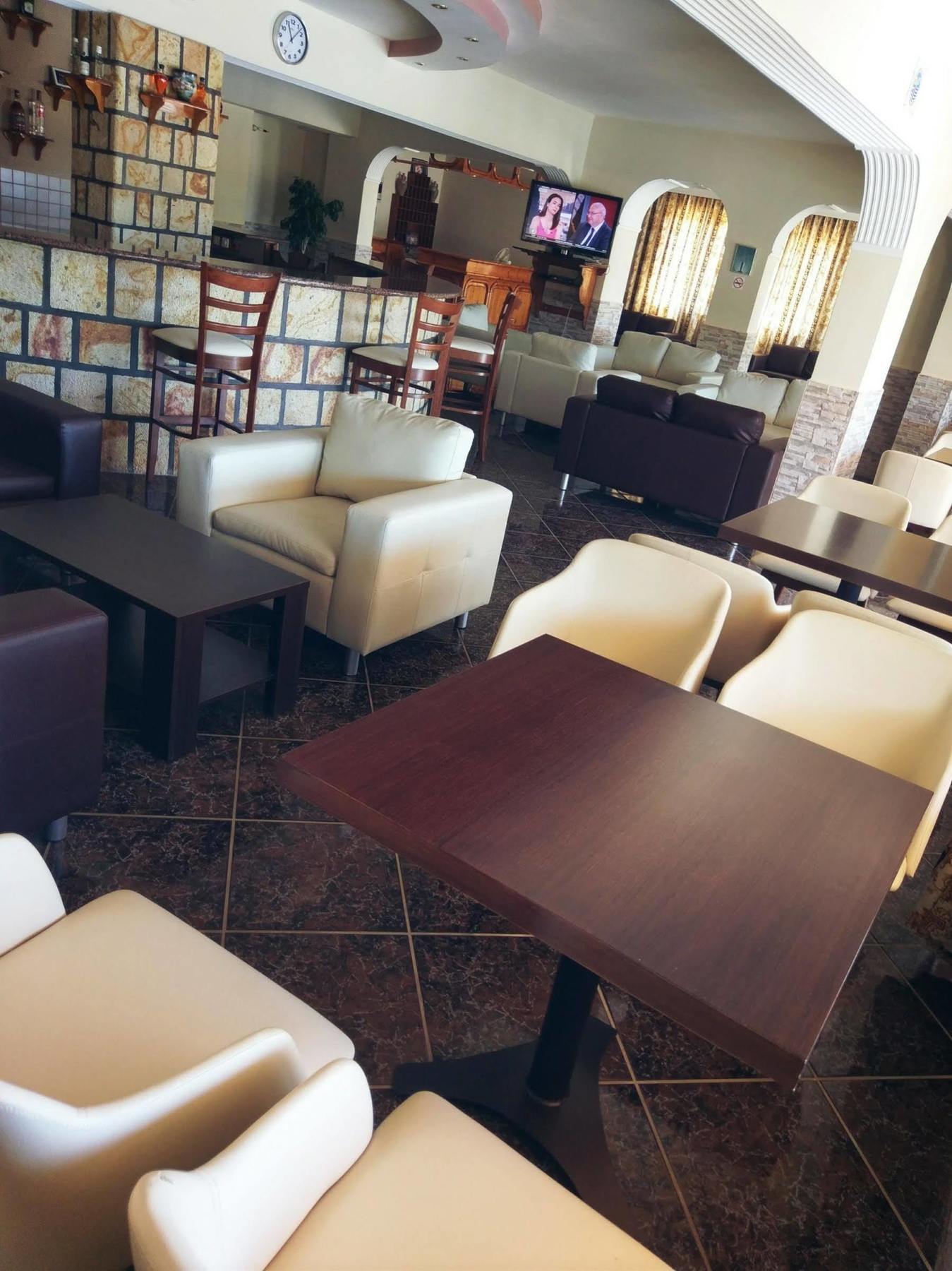 קפלוס Eleni Hotel מראה חיצוני תמונה